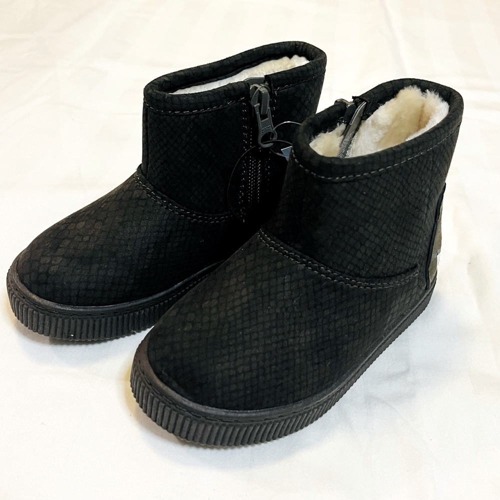 Cat & Jack Crocodile Boots